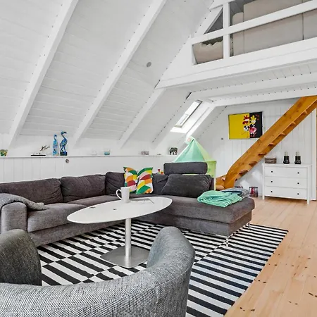 3 Bedroom Lovely In * Spøttrup