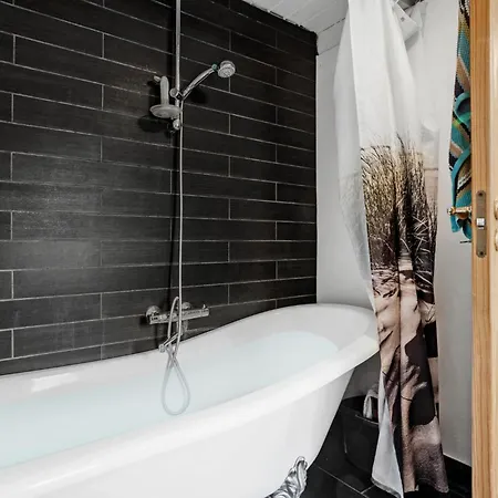 Σπίτι διακοπών 3 Bedroom Lovely In