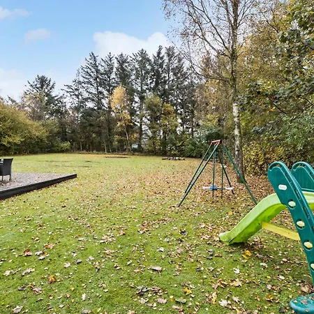 Σπίτι διακοπών 3 Bedroom Lovely In Spottrup