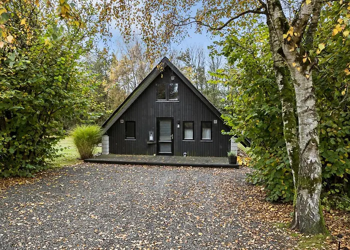 3 Bedroom Lovely In Feriehus Spøttrup